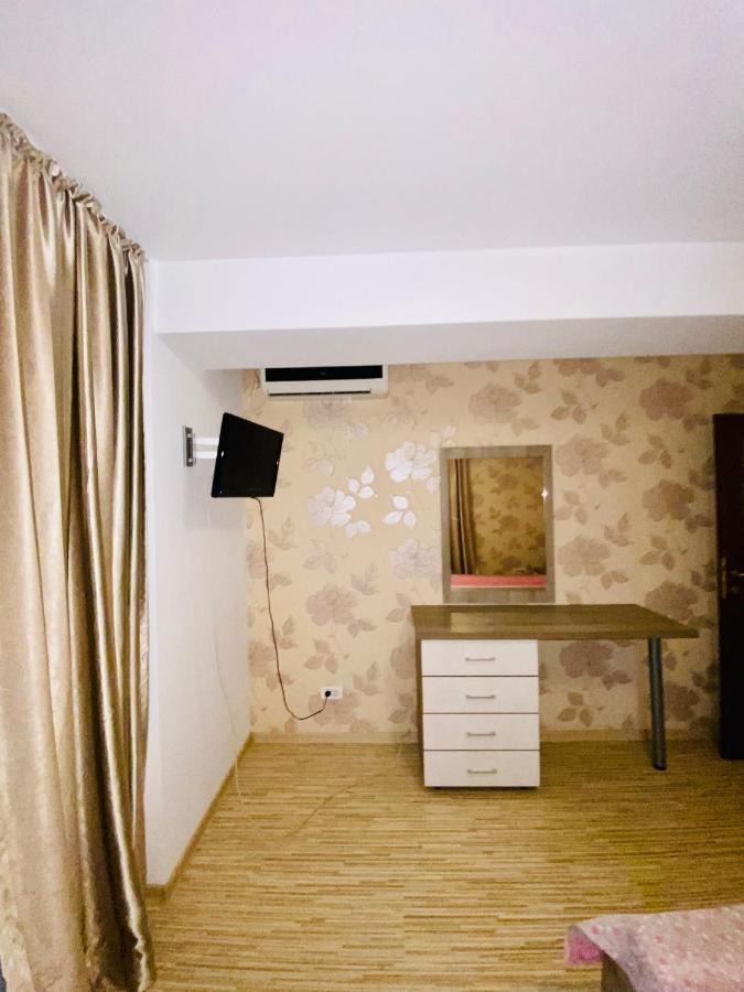 Miraj Deluxe Mamaia